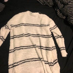 White and black stripes Women’s cardigan
